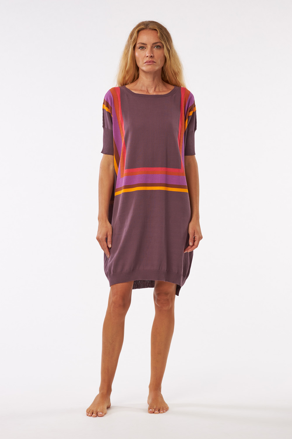 oversized crew neck dress with intarsio in contrasted colours