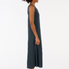 Sleeveless round-neck long dress in 100% crêpe cotton